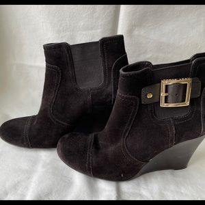 Tory Burch Brown suede wedge booties 9.5